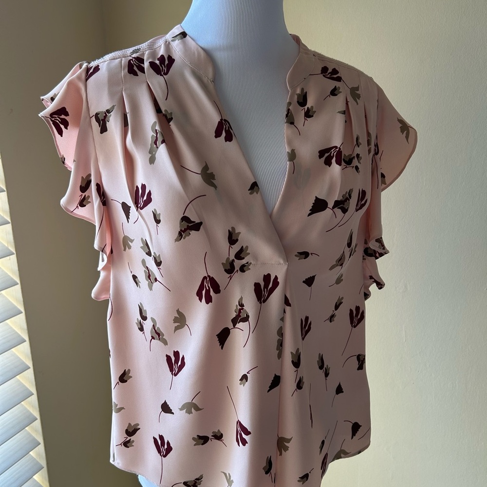 Joie Blush Floral Blouse with Ruffled Sleeves, Sz Small
